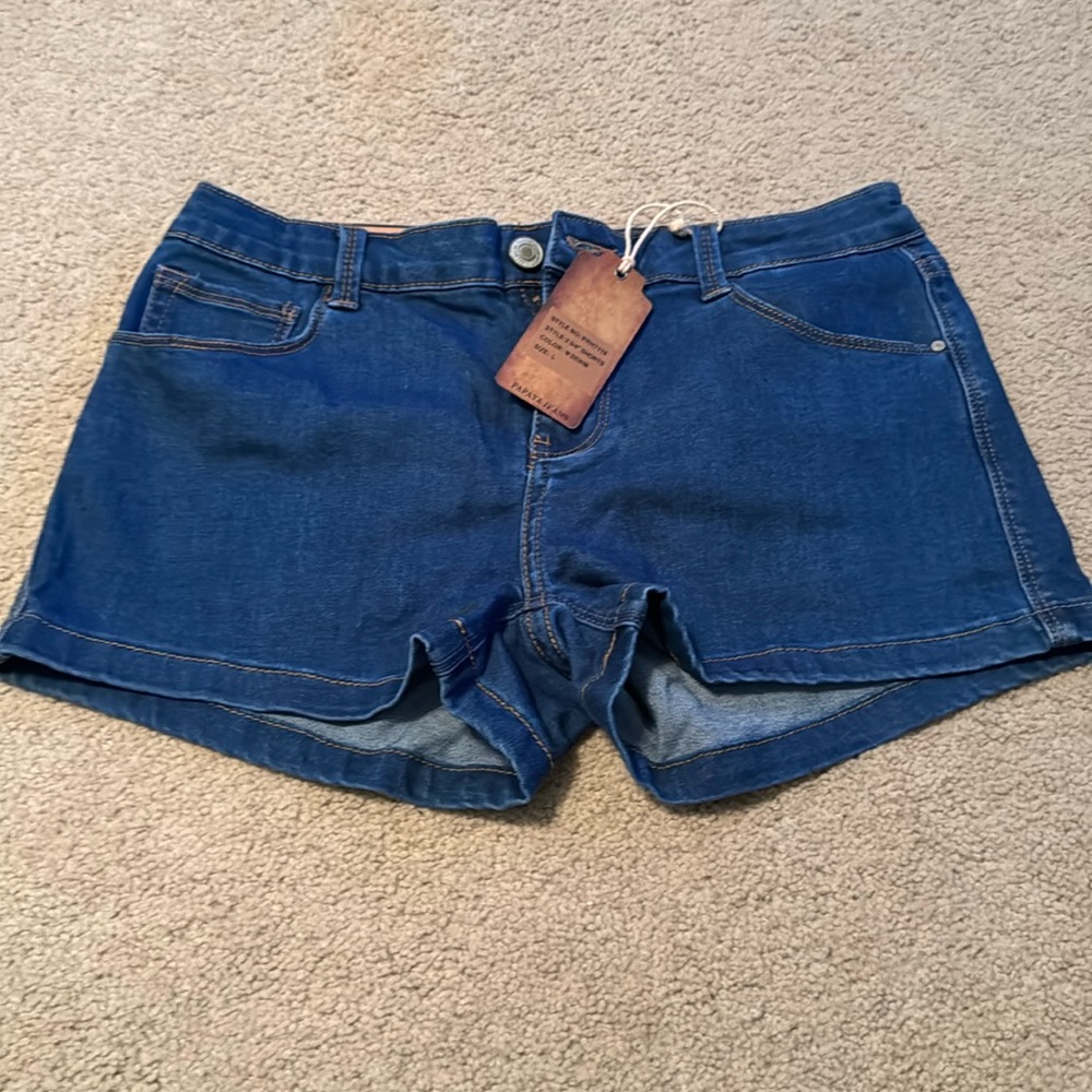 Papaya new w/ tags shorts large